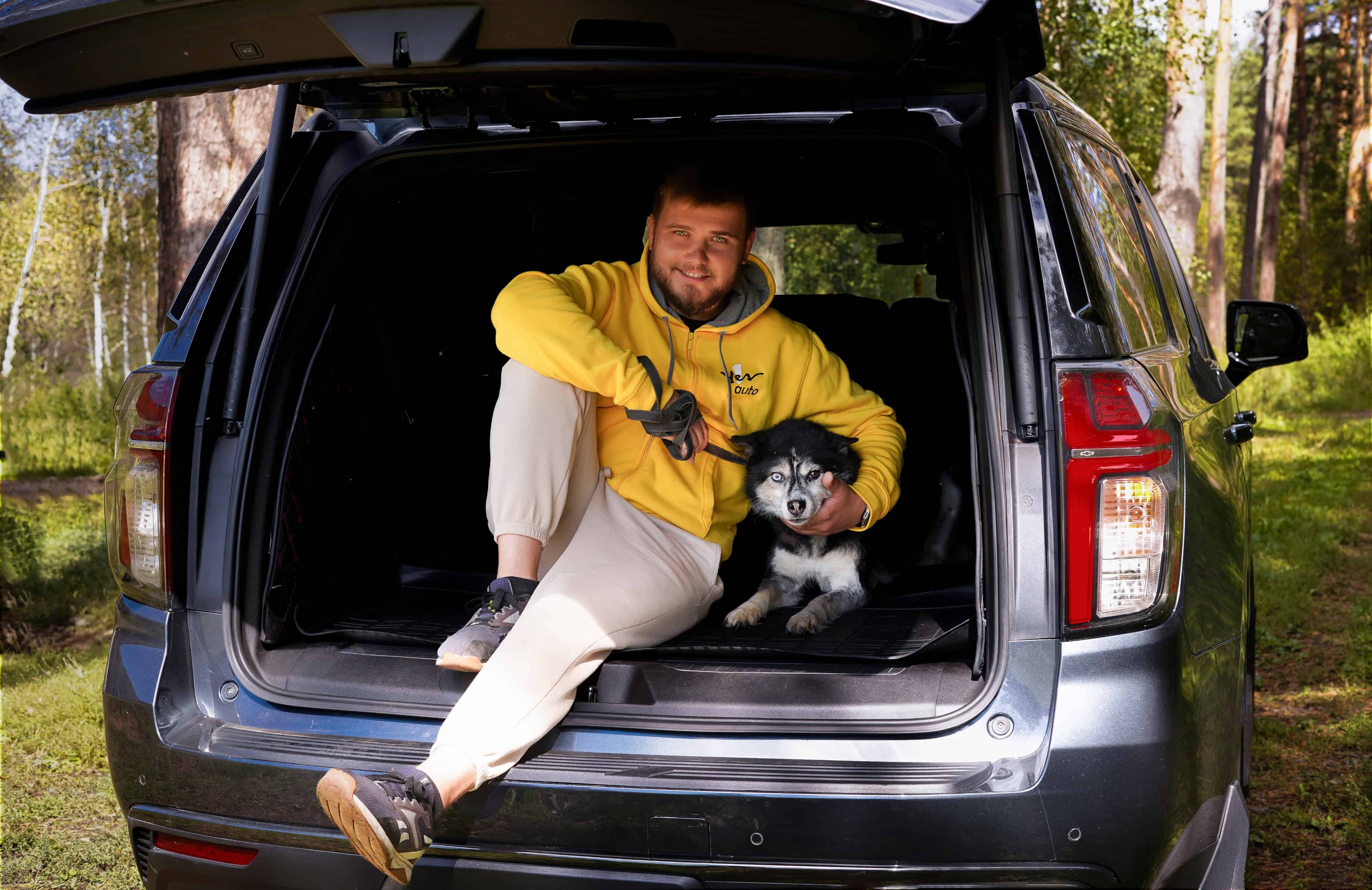 Тучка из К9 и Chevrolet Tahoe из Yes Auto