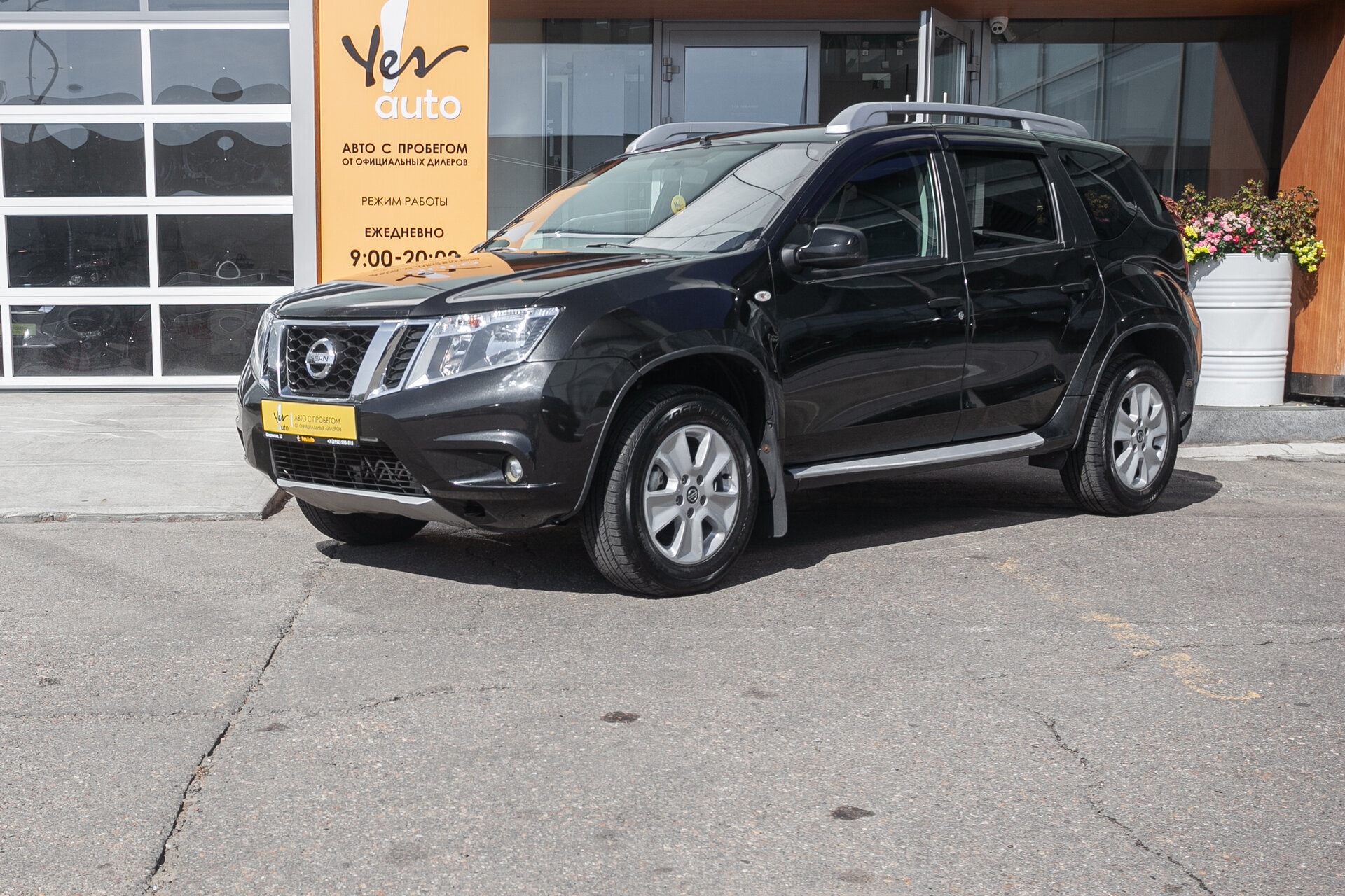 Nissan Terrano 2019 — фото автомобиля