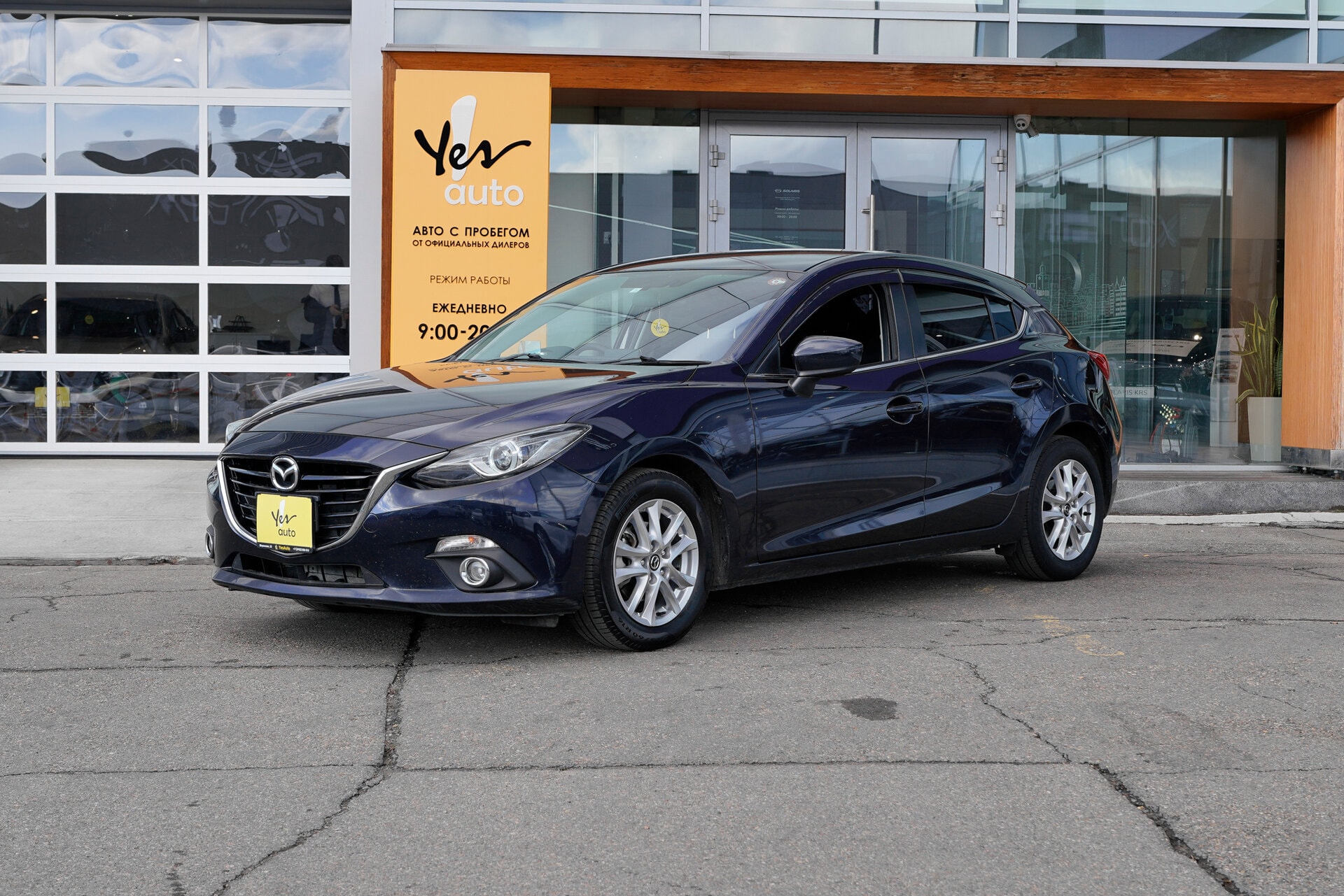 Mazda Axela 2014 — фото автомобиля