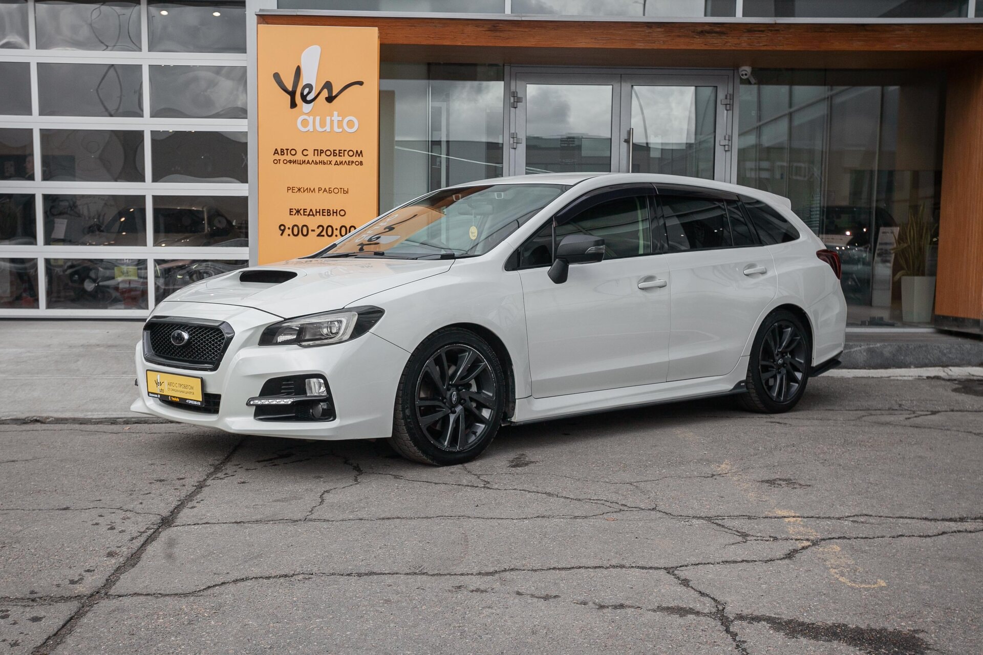 Subaru Levorg 2015 — фото автомобиля