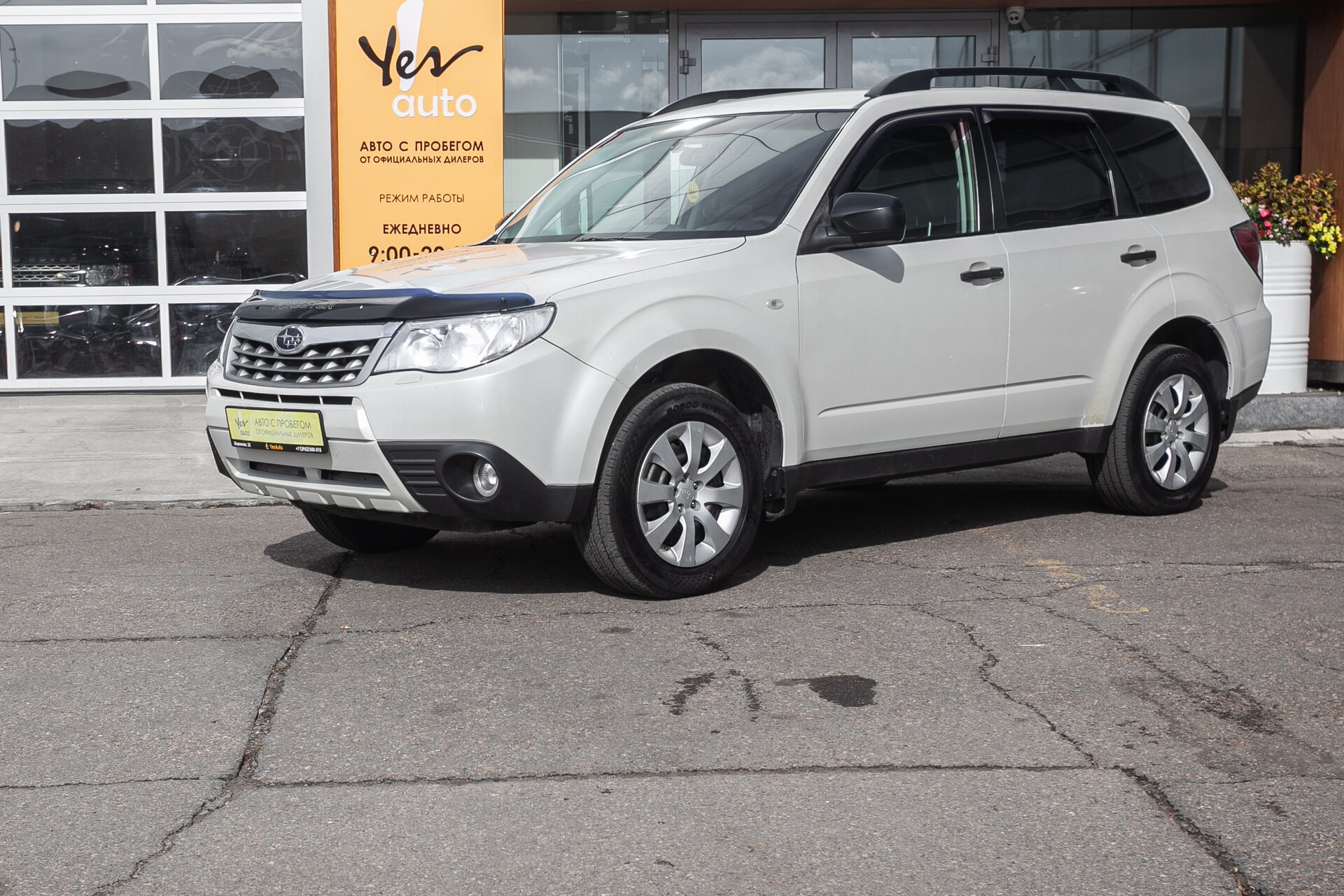 Subaru Forester 2012 — фото автомобиля