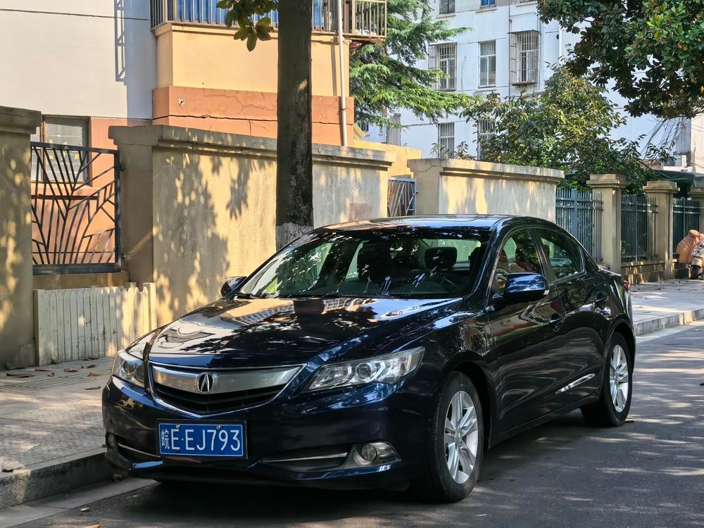 Acura ILX 2013 — фото автомобиля
