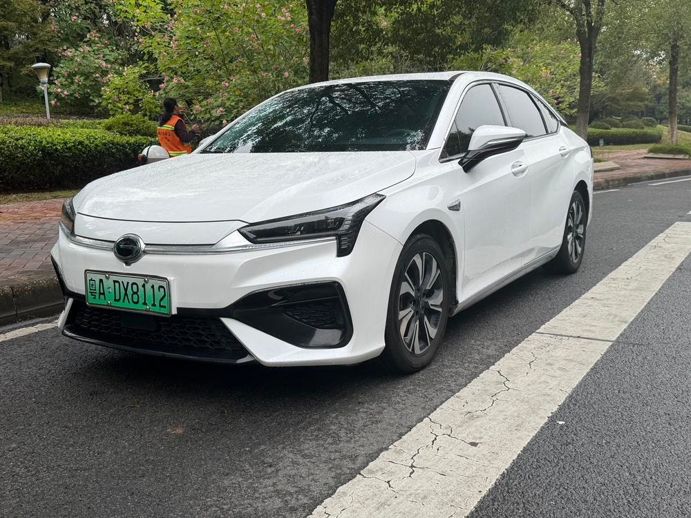 Aion S 2020 — фото автомобиля 1