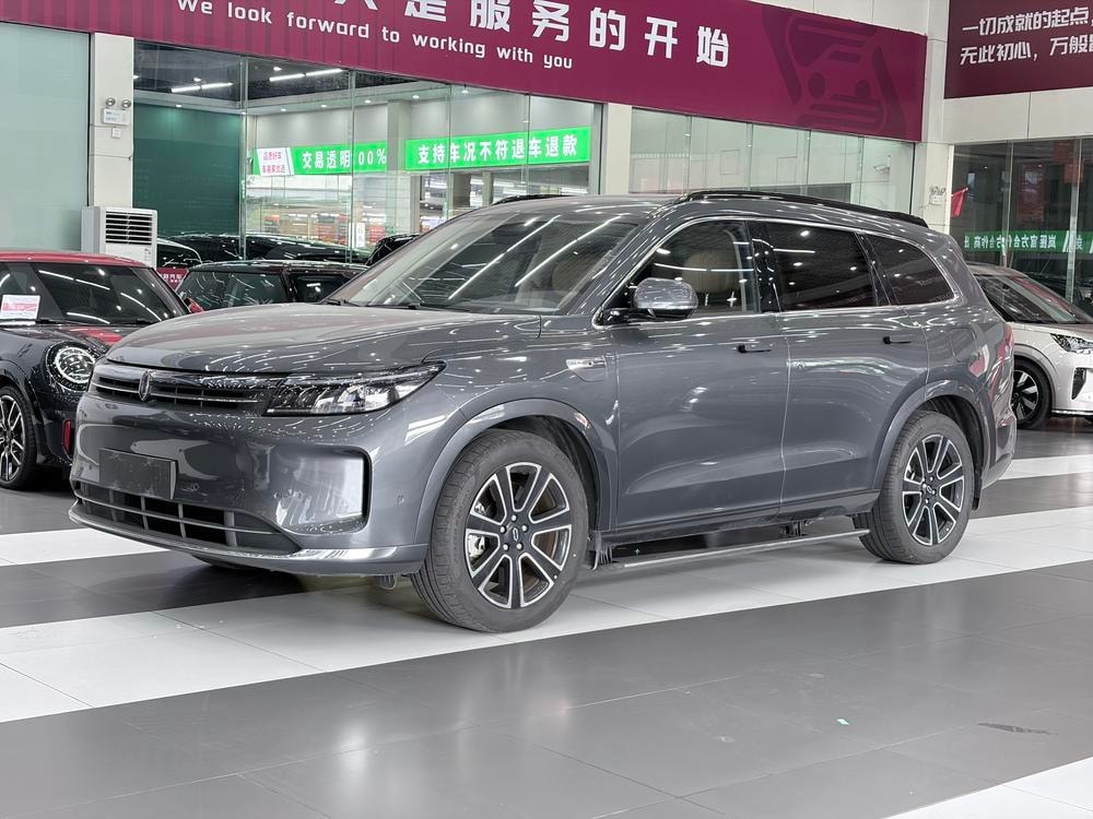 AITO问界 Aito M7 2024 — фото автомобиля