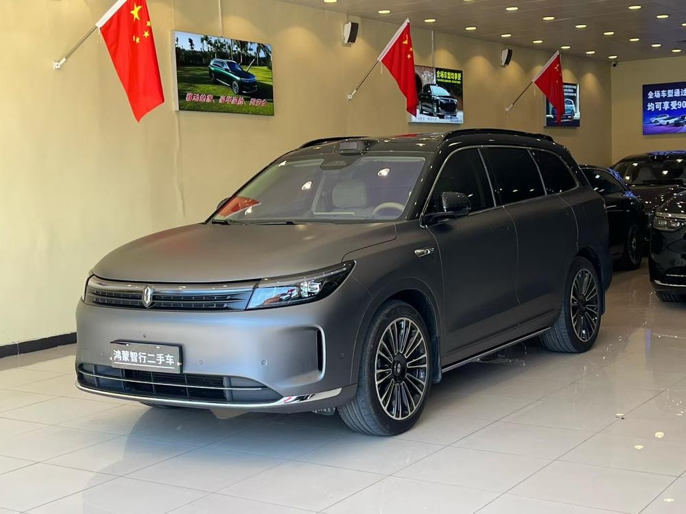 AITO问界 Aito M7 2024 — фото автомобиля 1