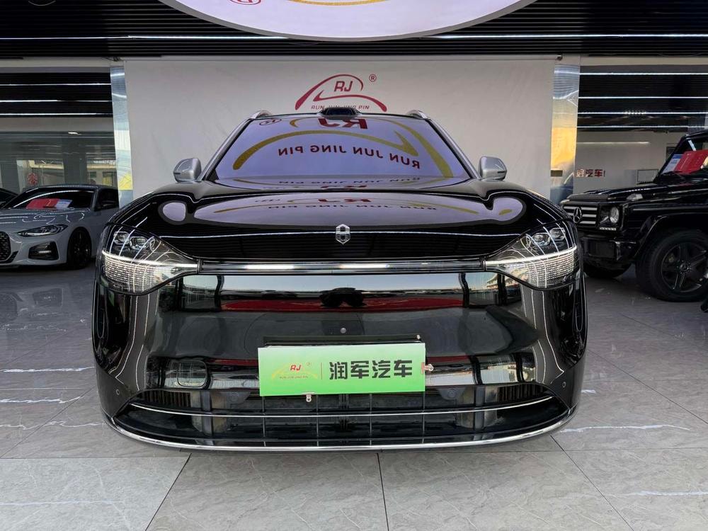 AITO问界 Aito M9 2024 — фото автомобиля