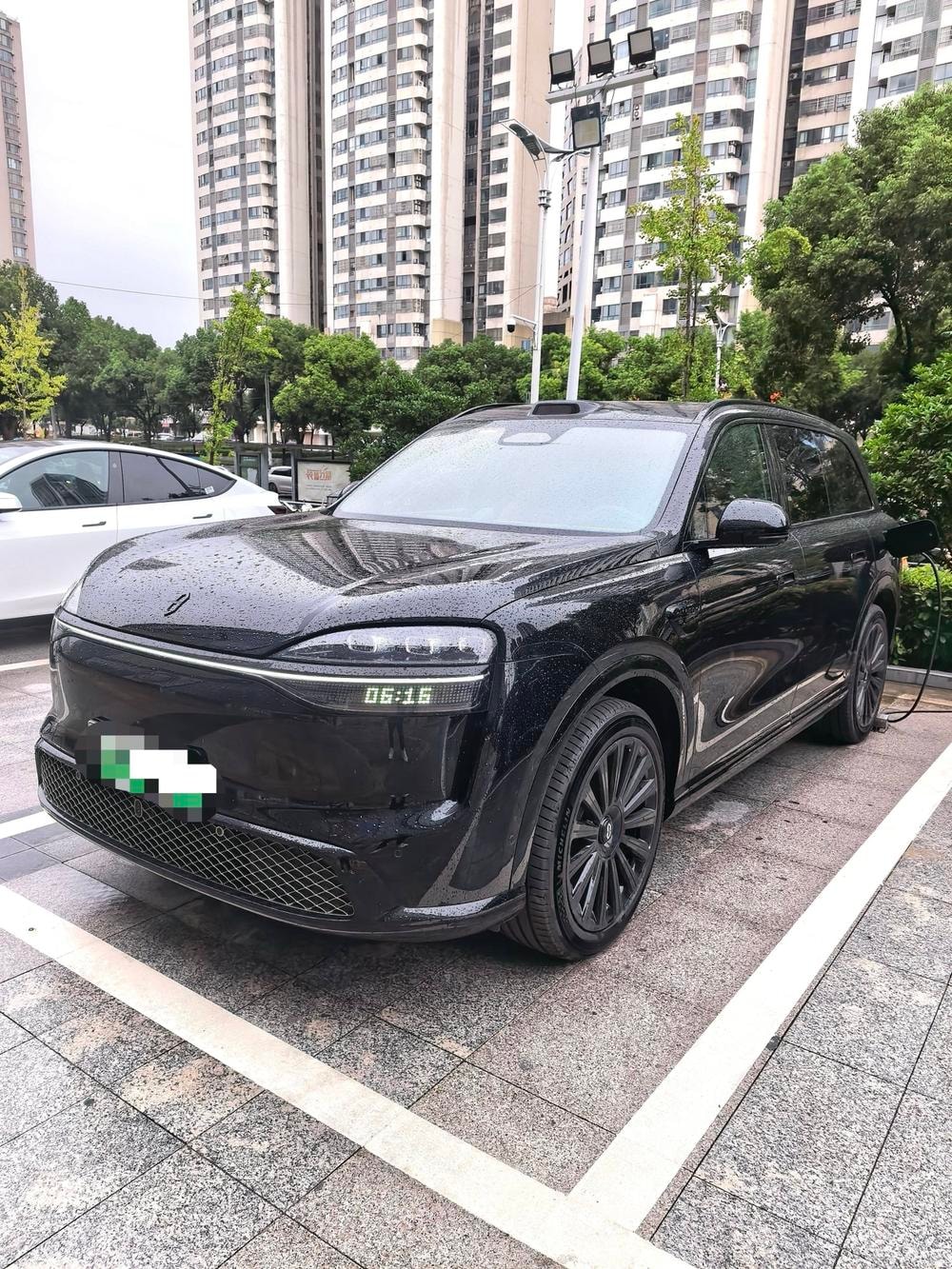 AITO问界 Aito M9 2026 — фото автомобиля