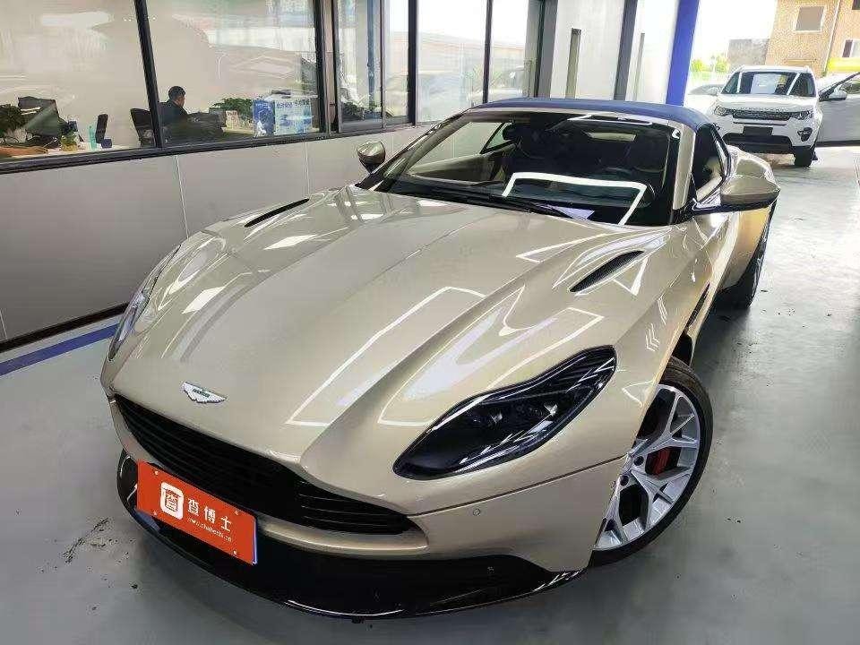 Aston Martin DB11 2019 — фото автомобиля