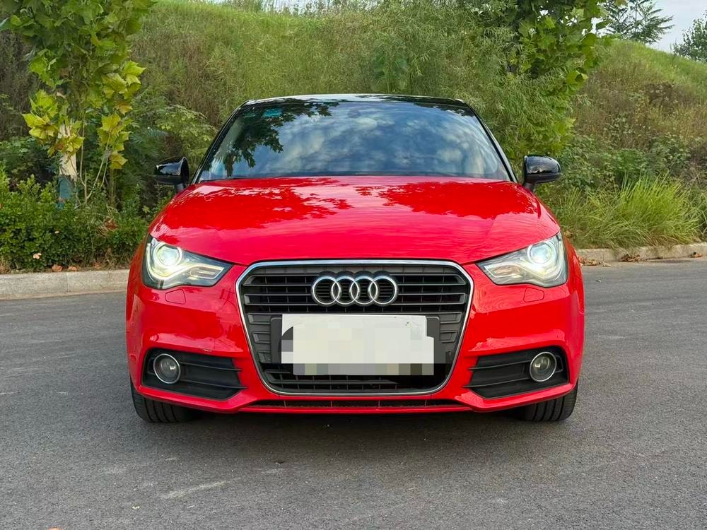 Audi A1 2014 — фото автомобиля