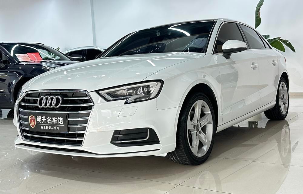 Audi A3 2020 — фото автомобиля 1