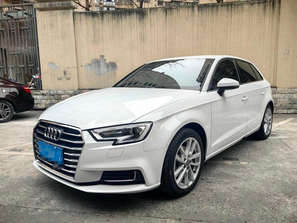 Audi A3 2020 — фото автомобиля