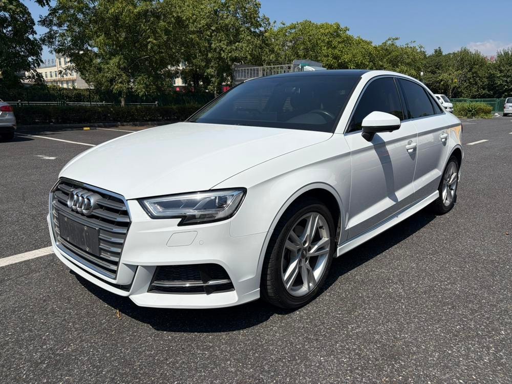 Audi A3 2020 — фото автомобиля 1