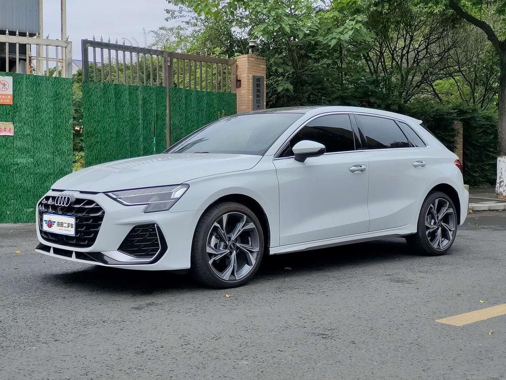Audi A3 2025 — фото автомобиля