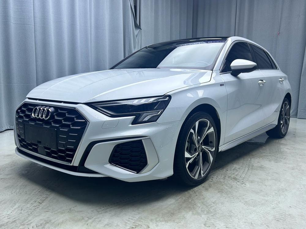 Audi A3 2022 — фото автомобиля