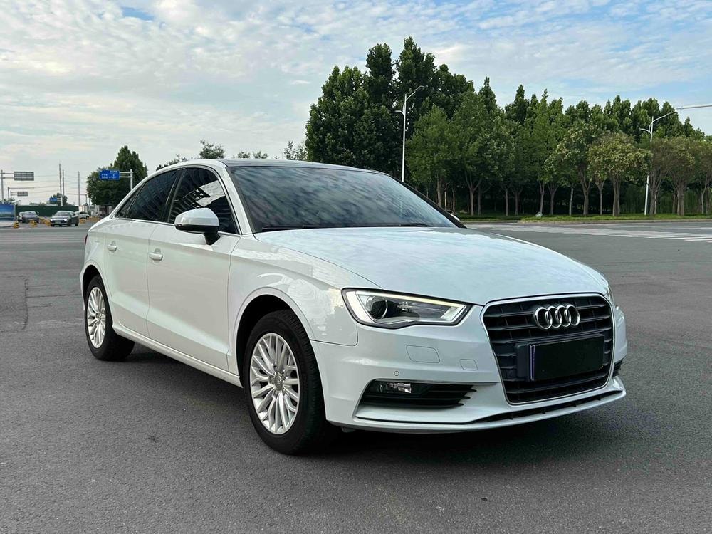 Audi A3 2016 — фото автомобиля