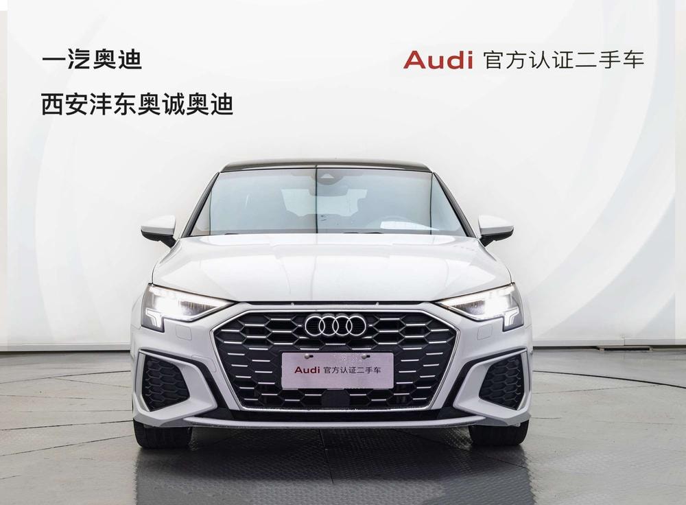 Audi A3 2024 — фото автомобиля