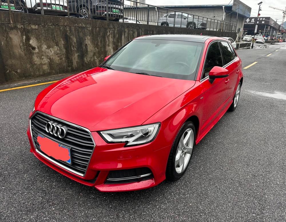 Audi A3 2019 — фото автомобиля 1