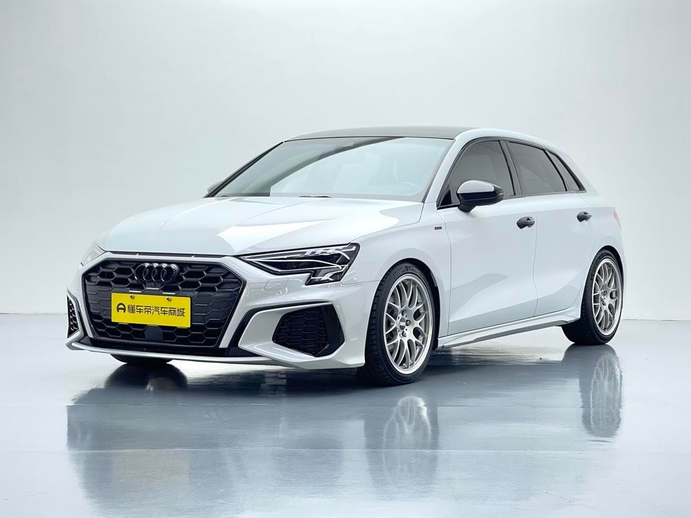 Audi A3 2023 — фото автомобиля 1