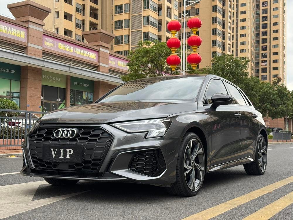 Audi A3 2022 — фото автомобиля