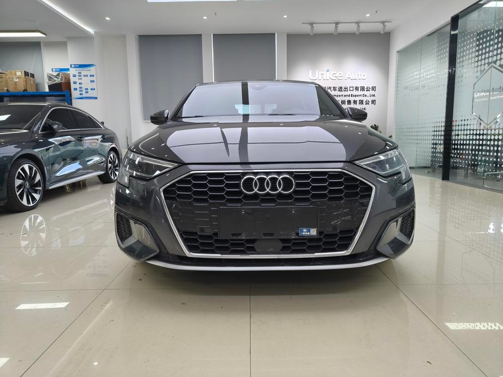 Audi A3 2021 — фото автомобиля 1