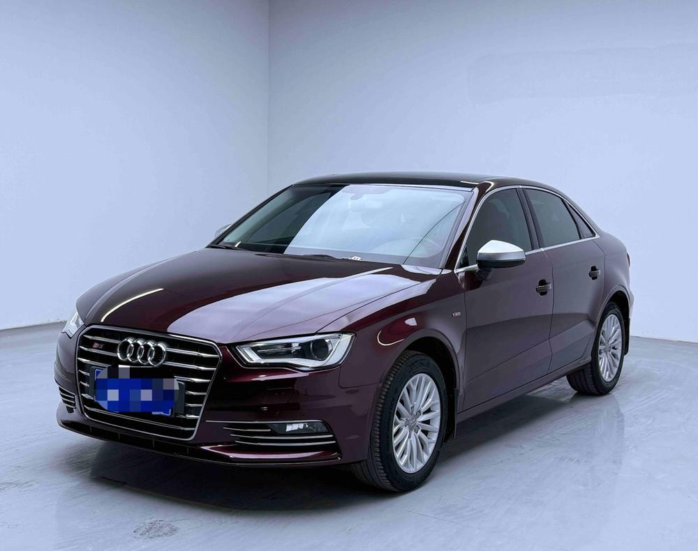 Audi A3 2016 — фото автомобиля 1