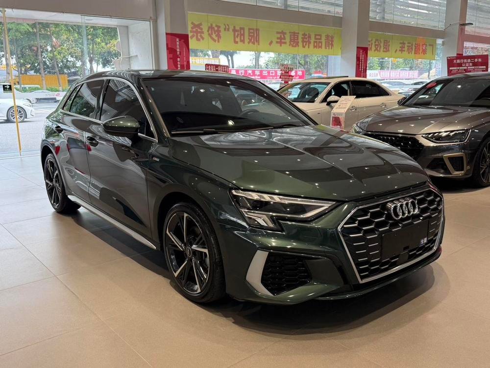 Audi A3 2023 — фото автомобиля 1