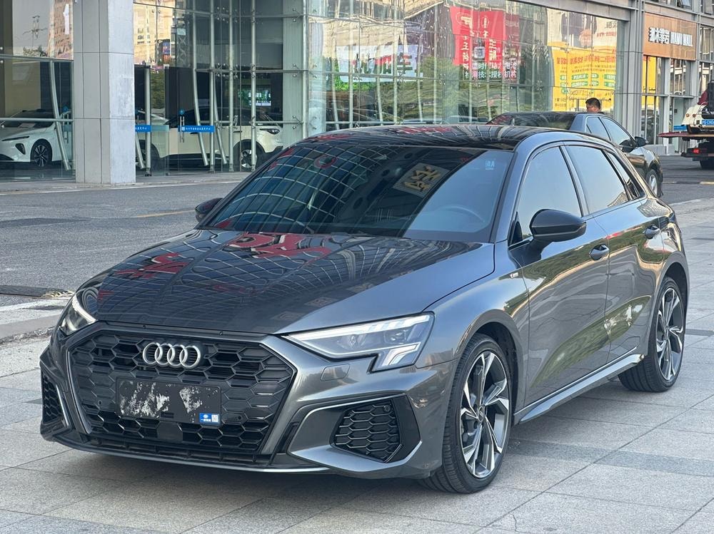 Audi A3 2022 — фото автомобиля 1