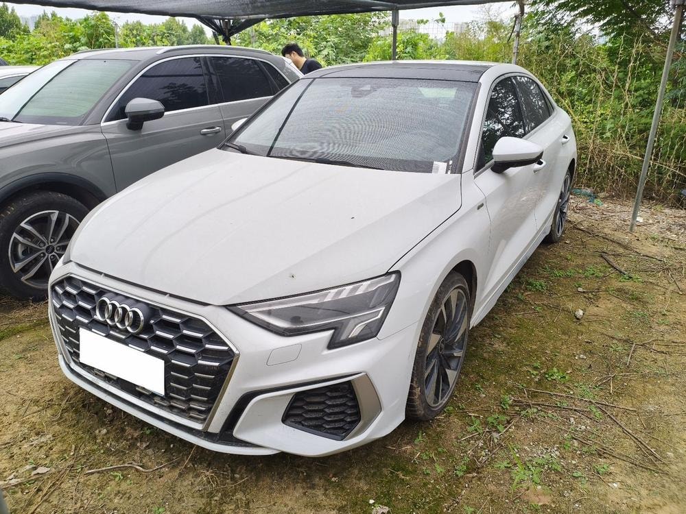 Audi A3 2023 — фото автомобиля 1