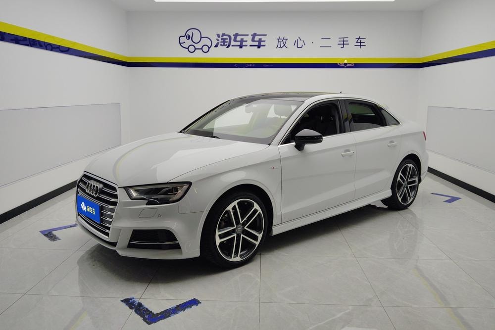 Audi A3 2020 — фото автомобиля 1