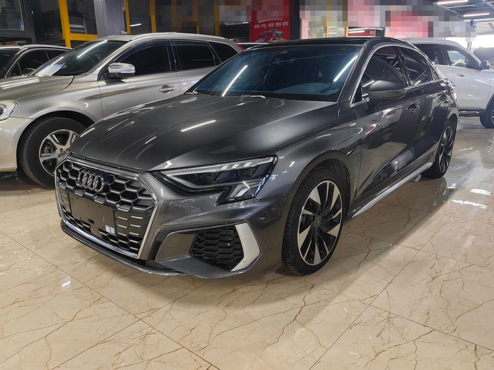 Audi A3 2023 — фото автомобиля 1