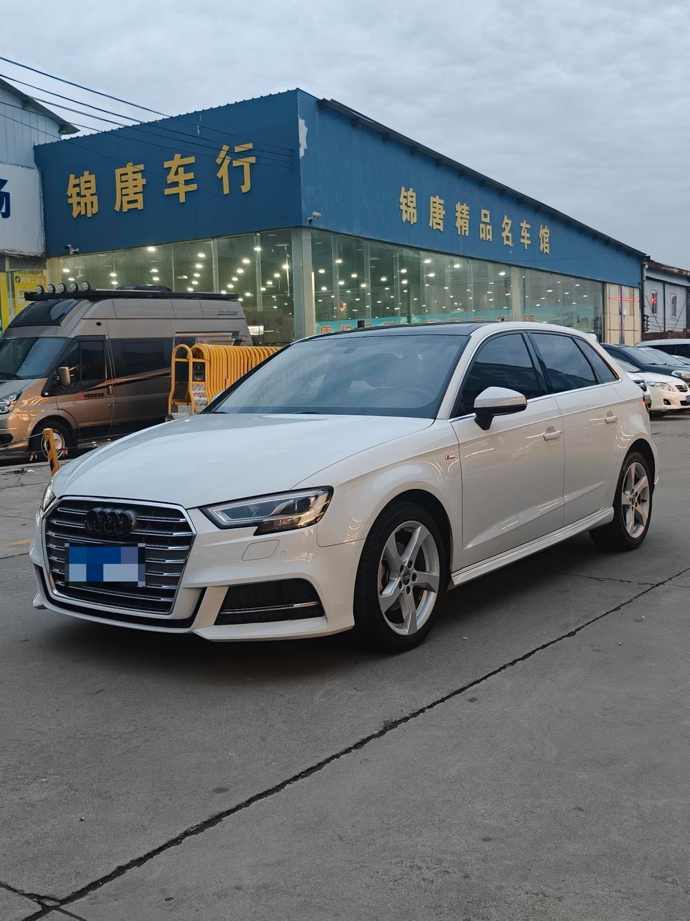 Audi A3 2020 — фото автомобиля 1