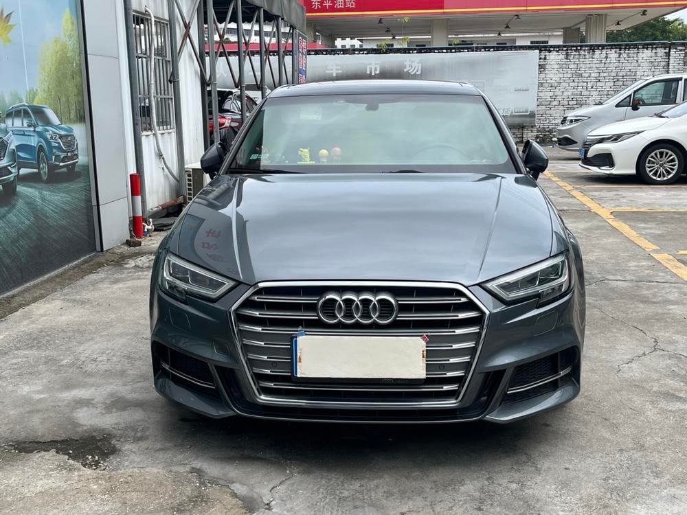 Audi A3 2020 — фото автомобиля