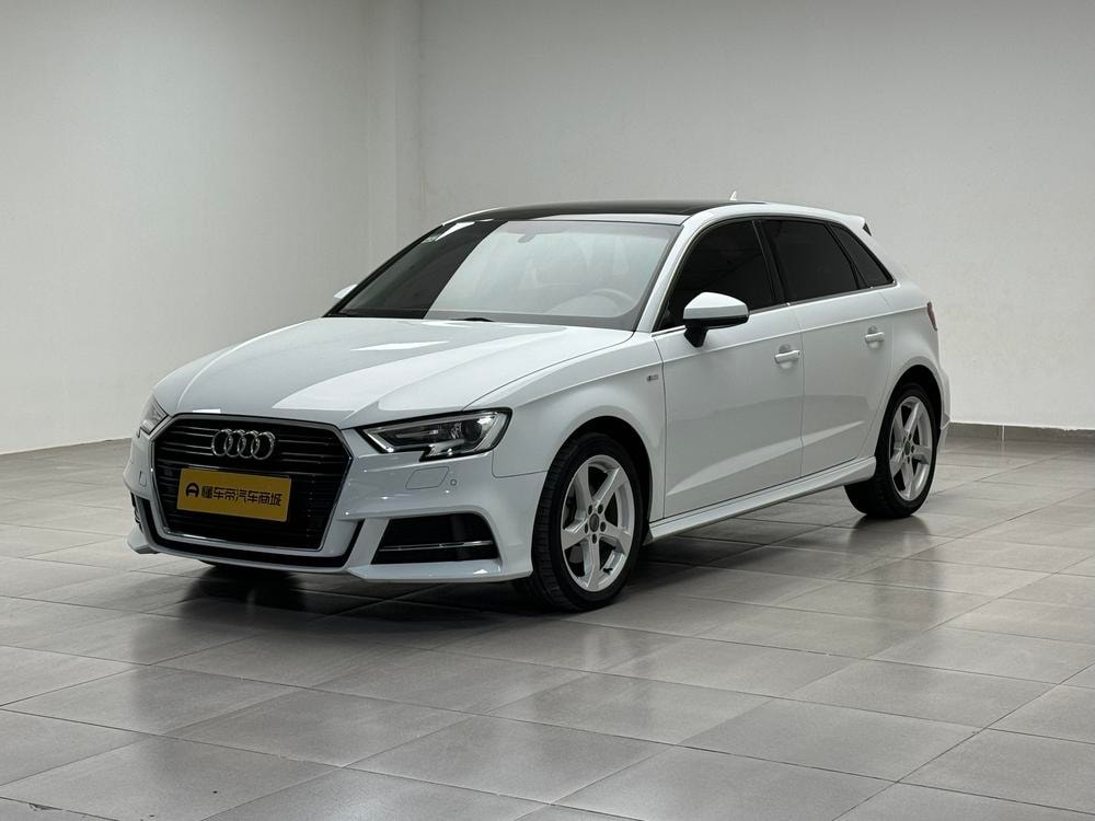 Audi A3 2018 — фото автомобиля 1