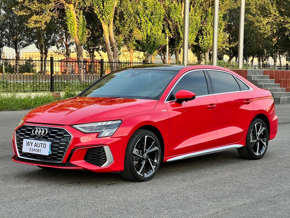 Audi A3 2021 — фото автомобиля