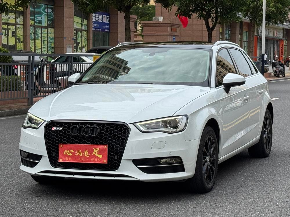 Audi A3 2015 — фото автомобиля
