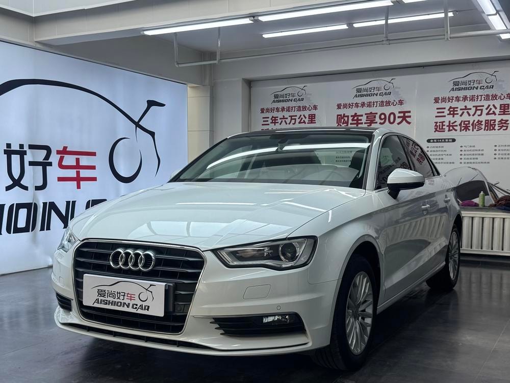Audi A3 2015 — фото автомобиля