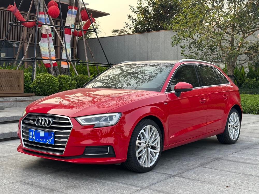 Audi A3 2018 — фото автомобиля