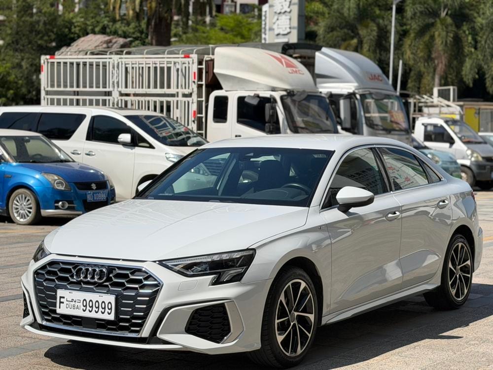Audi A3 2021 — фото автомобиля 1