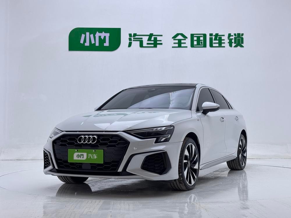 Audi A3 2023 — фото автомобиля 1