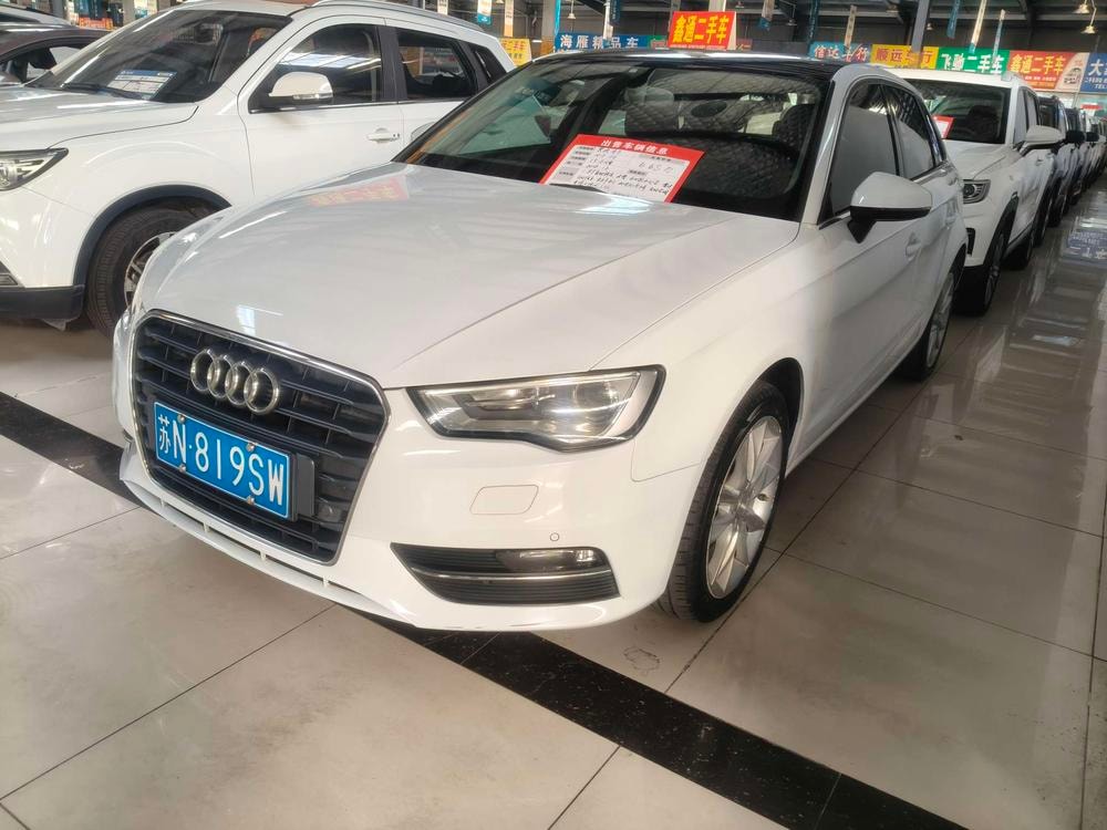 Audi A3 2015 — фото автомобиля 1