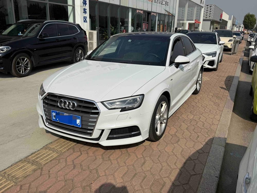 Audi A3 2020 — фото автомобиля 1