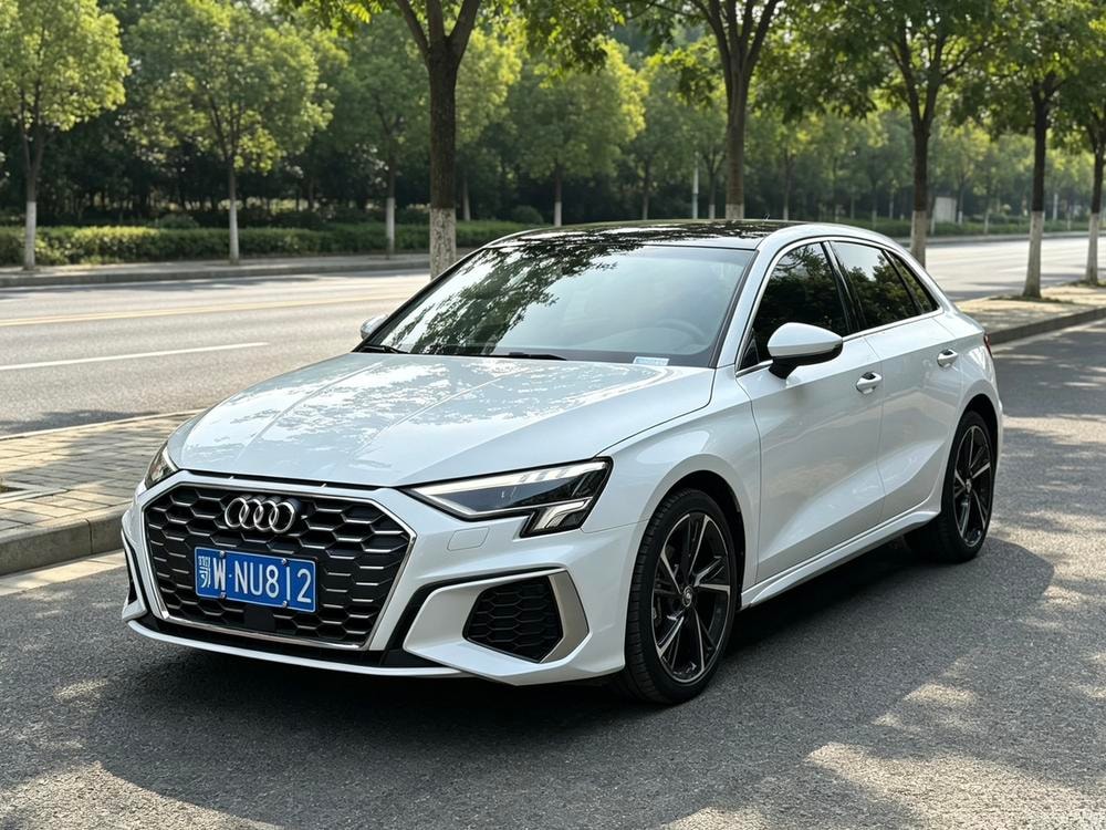 Audi A3 2021 — фото автомобиля 1