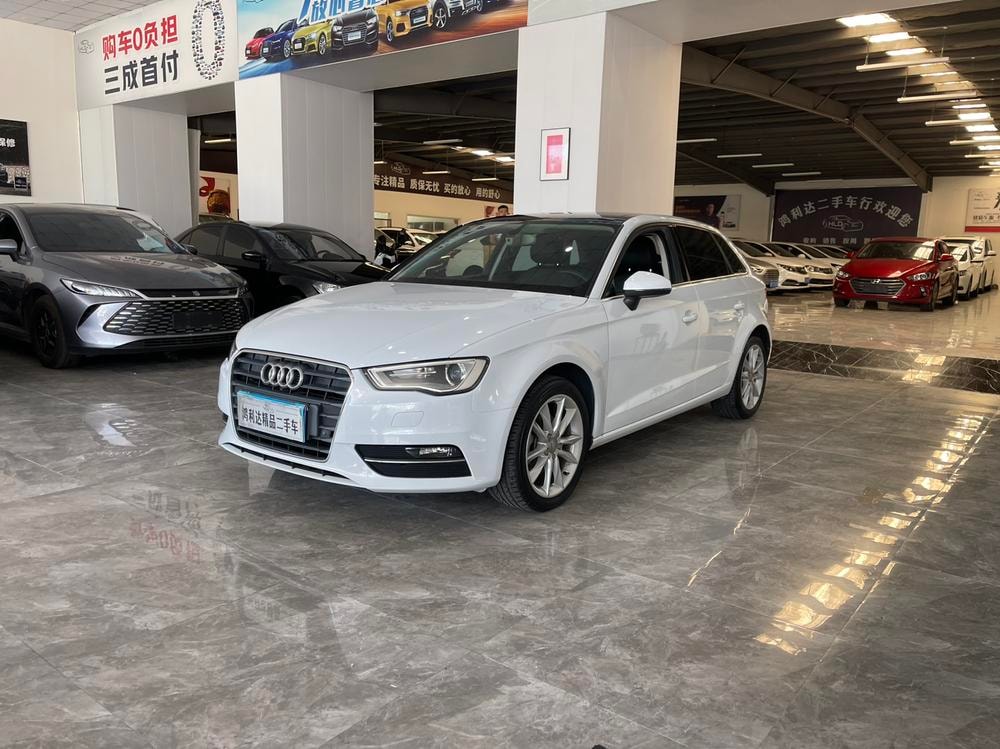Audi A3 2015 — фото автомобиля 1