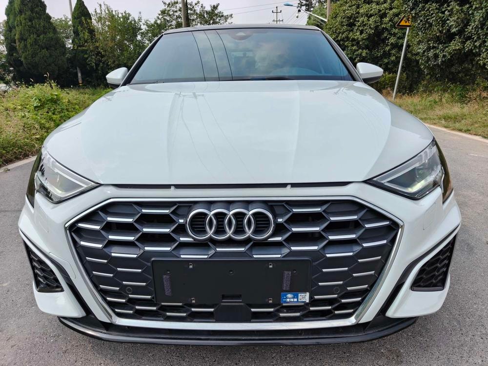Audi A3 2022 — фото автомобиля 1