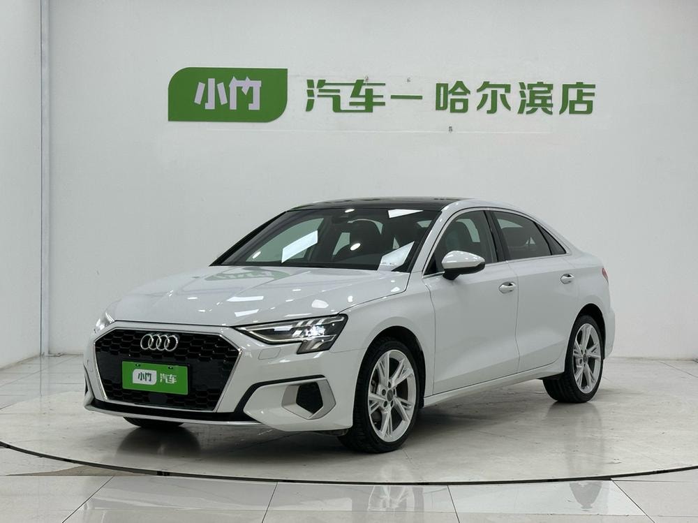 Audi A3 2022 — фото автомобиля