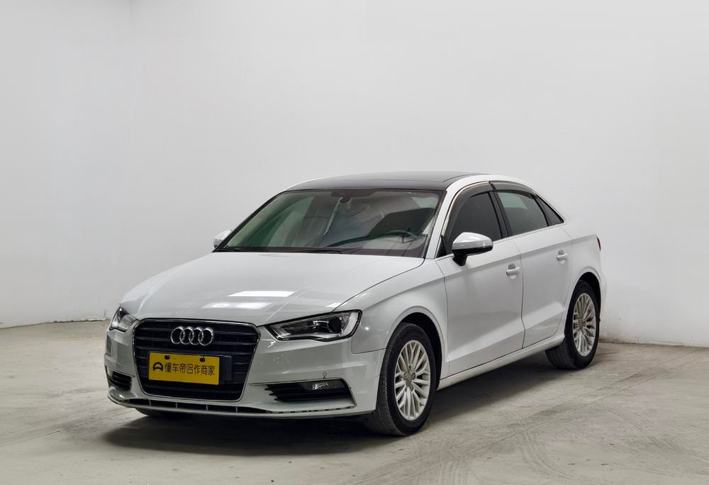 Audi A3 2016 — фото автомобиля