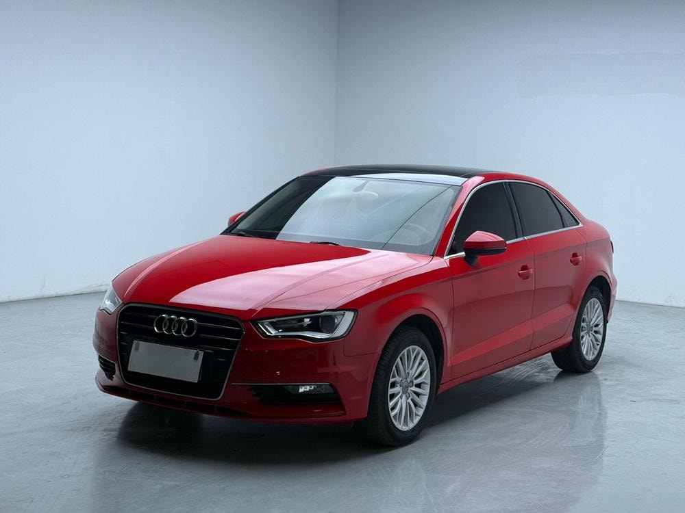 Audi A3 2014 — фото автомобиля