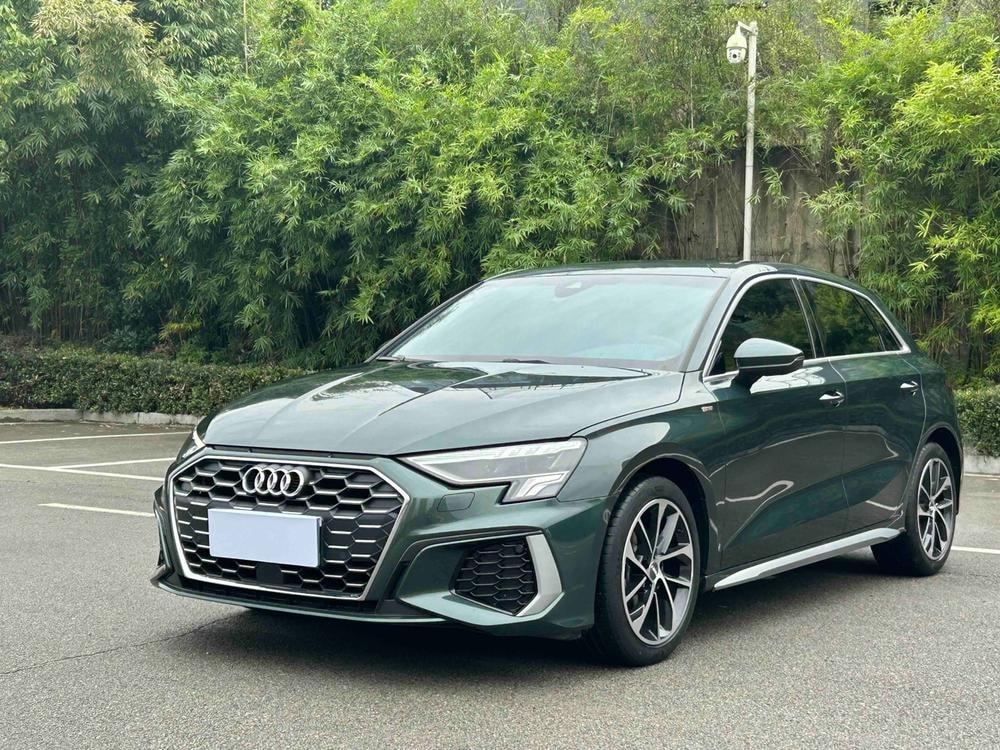 Audi A3 2021 — фото автомобиля