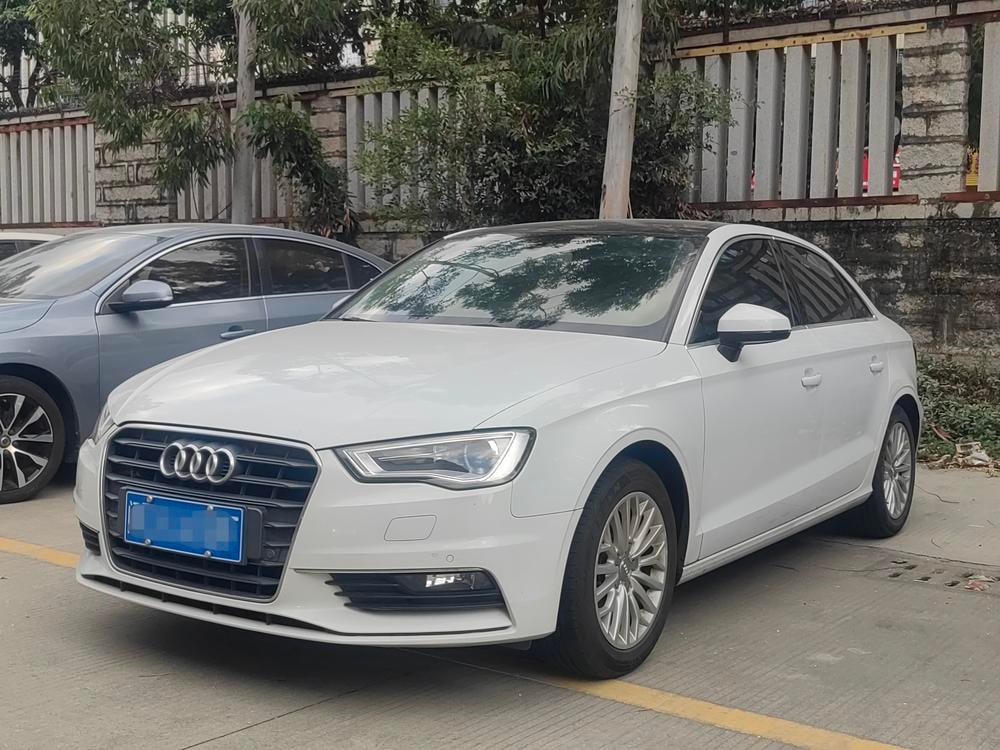 Audi A3 2016 — фото автомобиля 1
