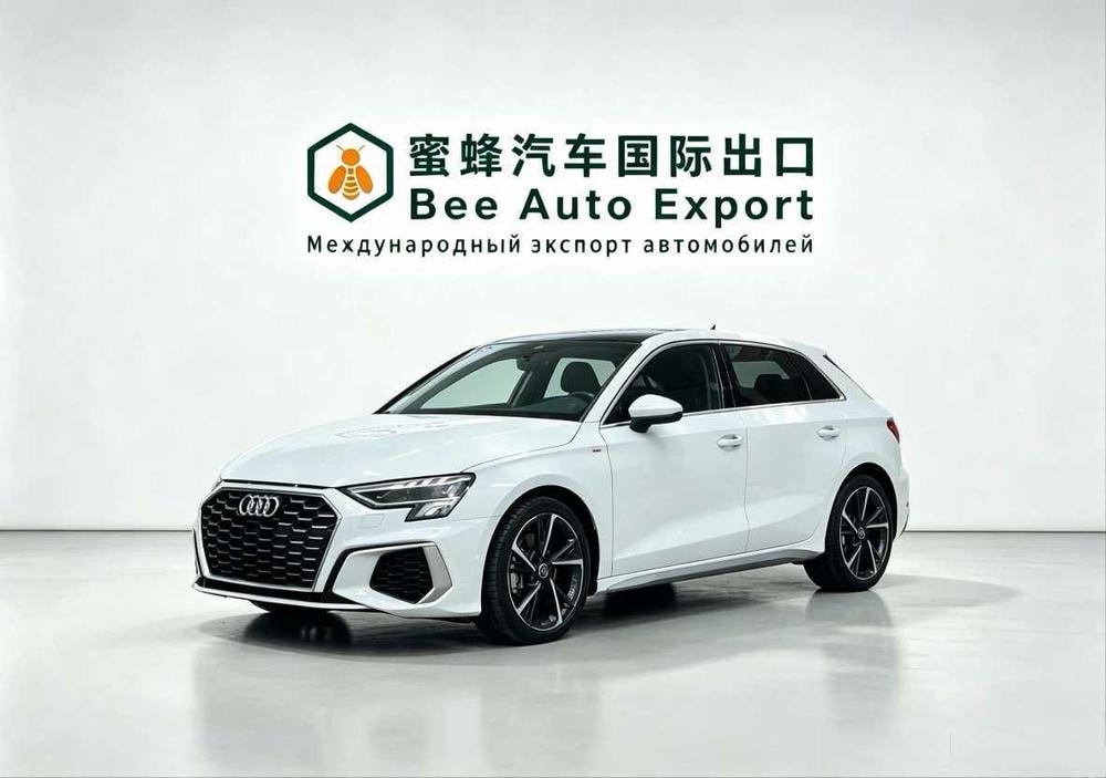 Audi A3 2022 — фото автомобиля